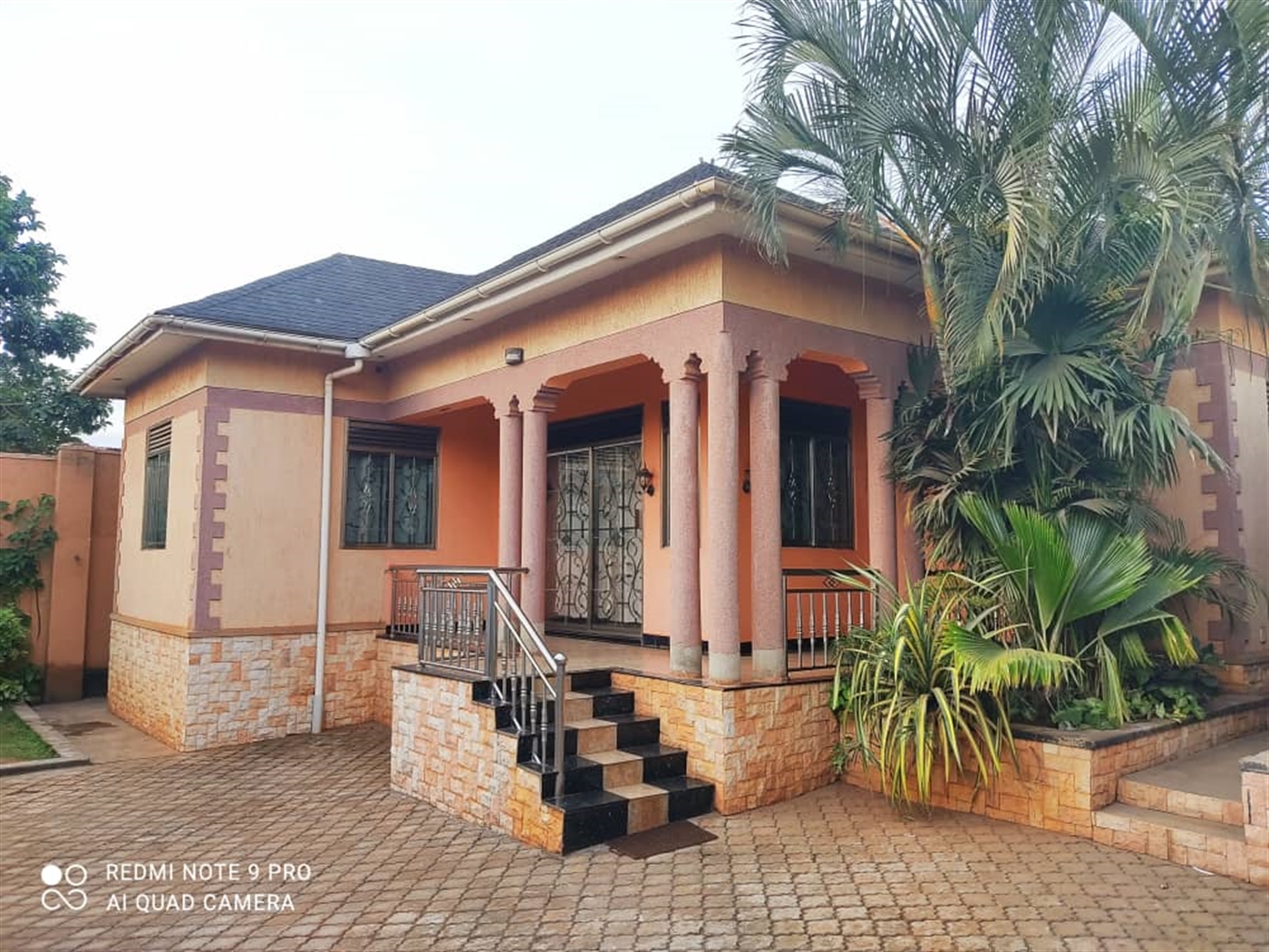 Bungalow for sale in Kyaliwajjala Wakiso