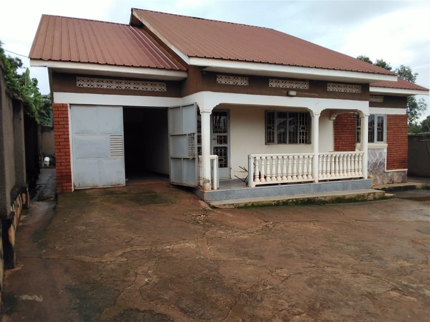 Bungalow for sale in Kisaasi Kampala