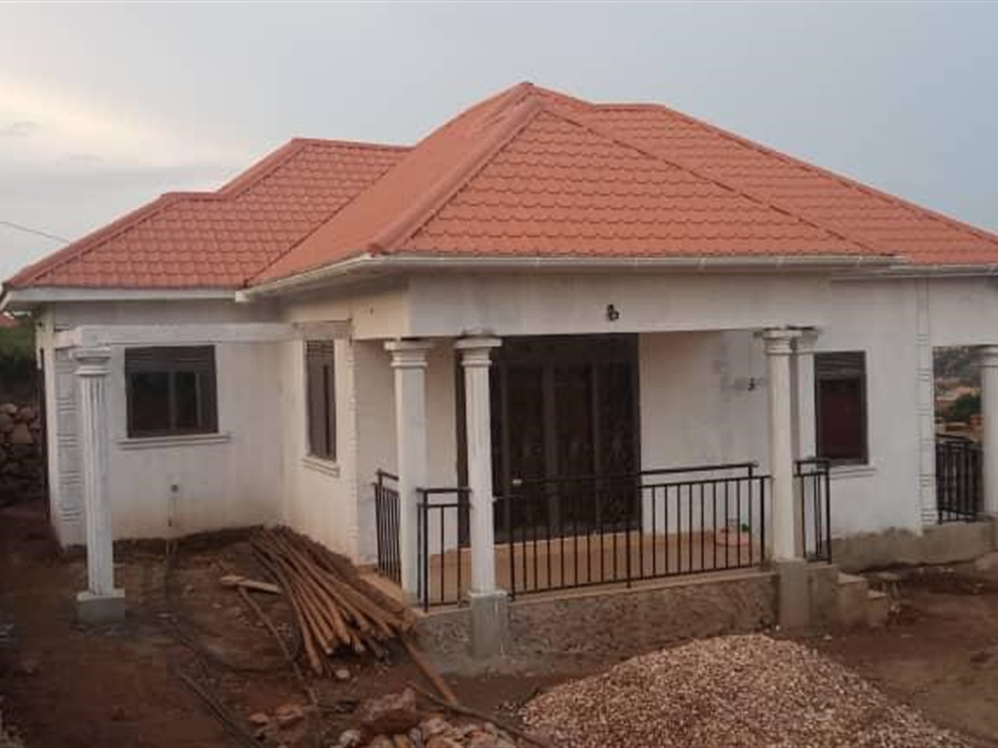 Bungalow for sale in Kitende Wakiso