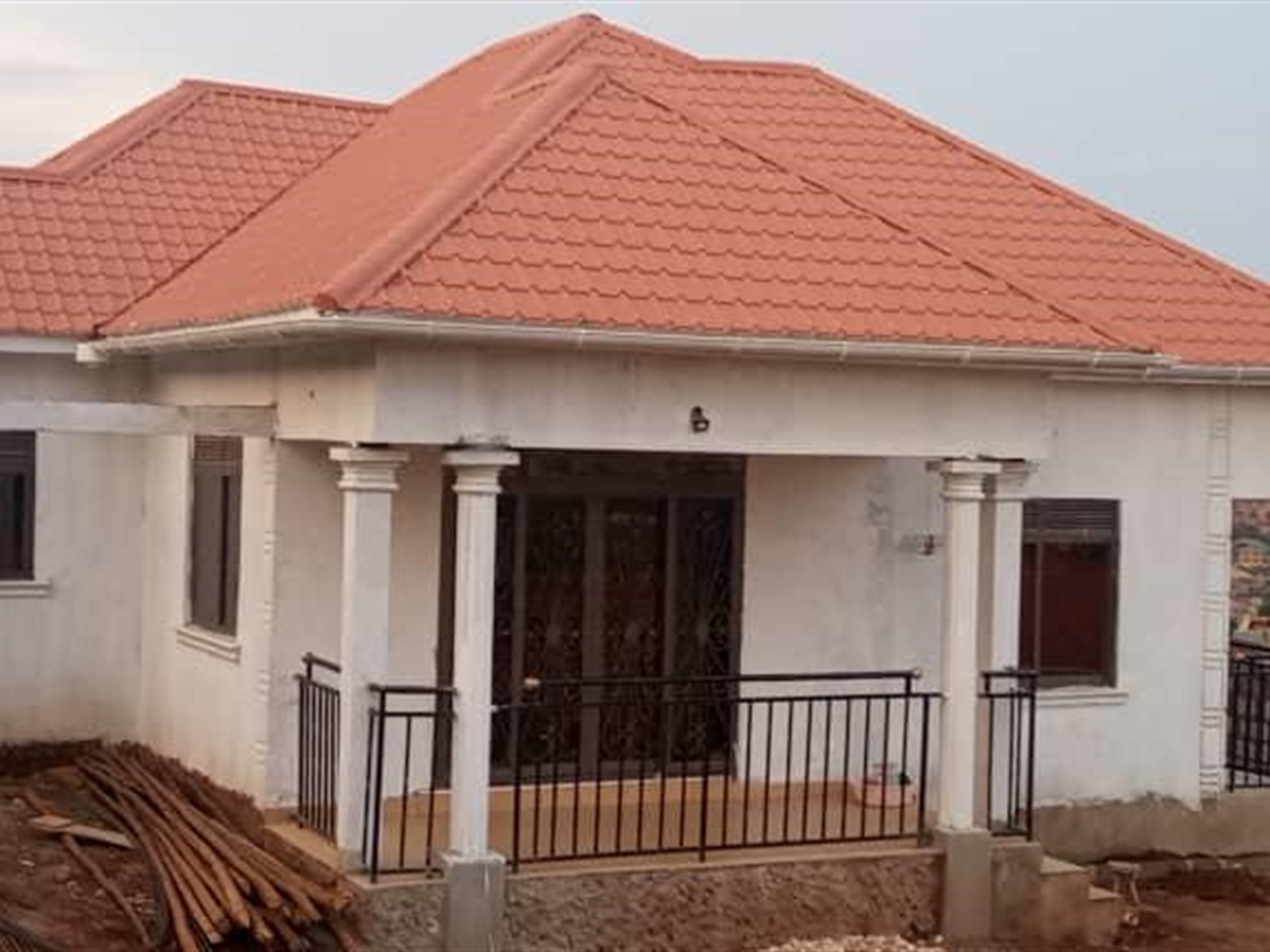 Bungalow for sale in Kitende Wakiso