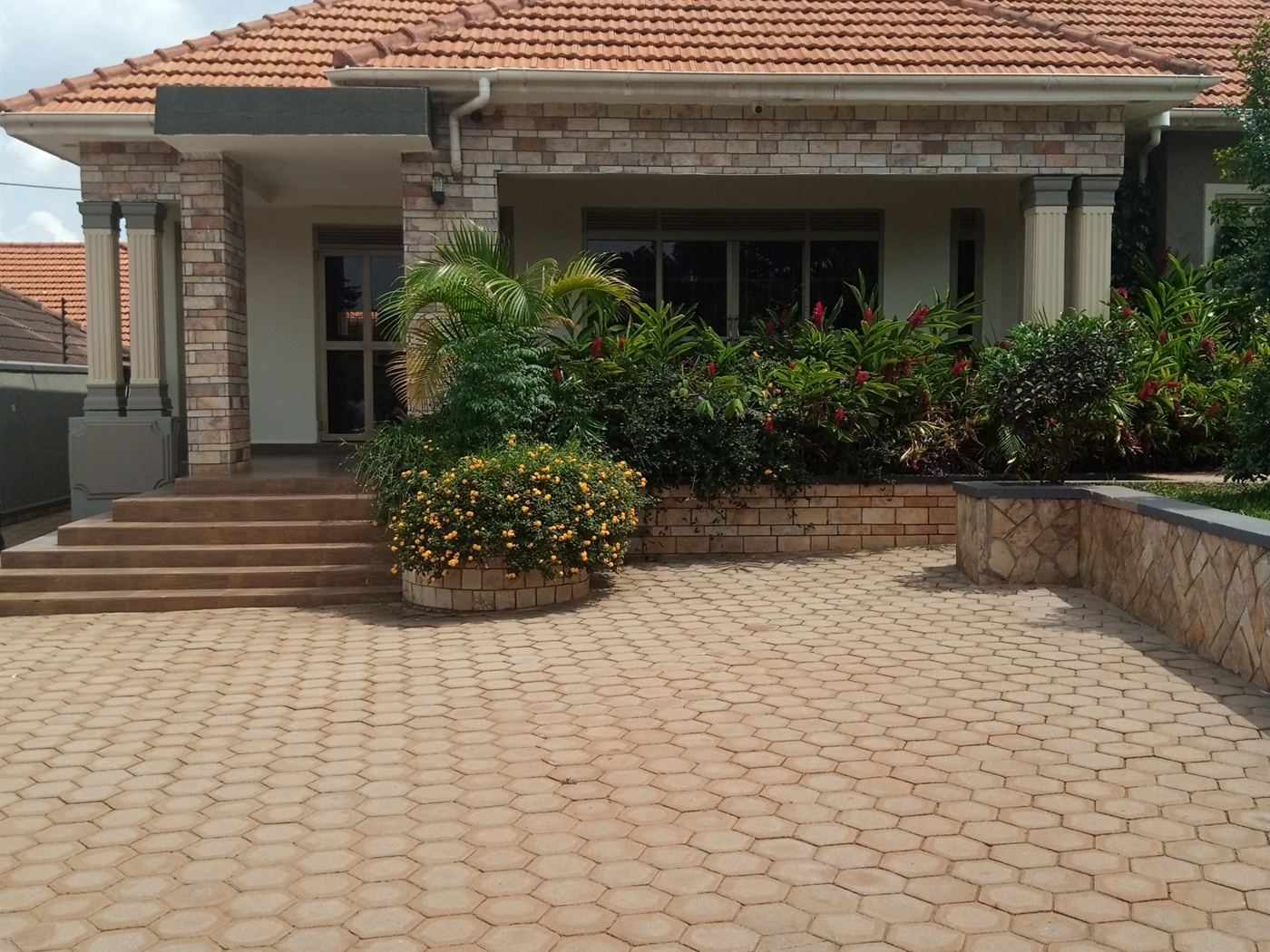 Bungalow for sale in Arkright Wakiso
