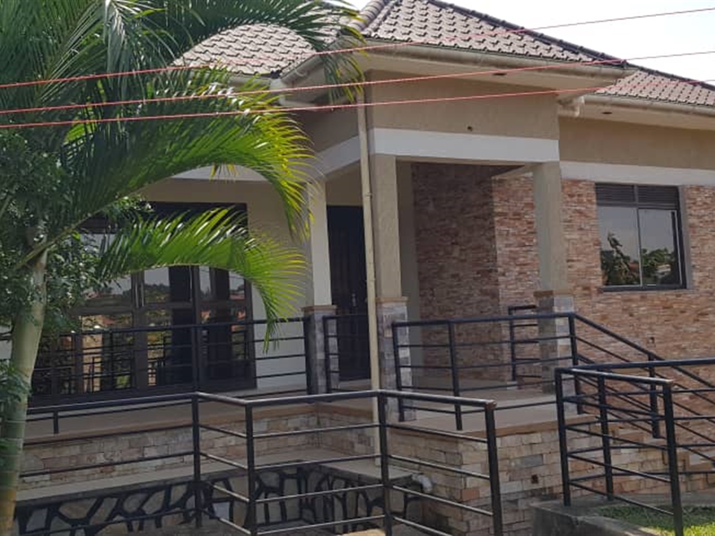 Bungalow for sale in Kitende Wakiso