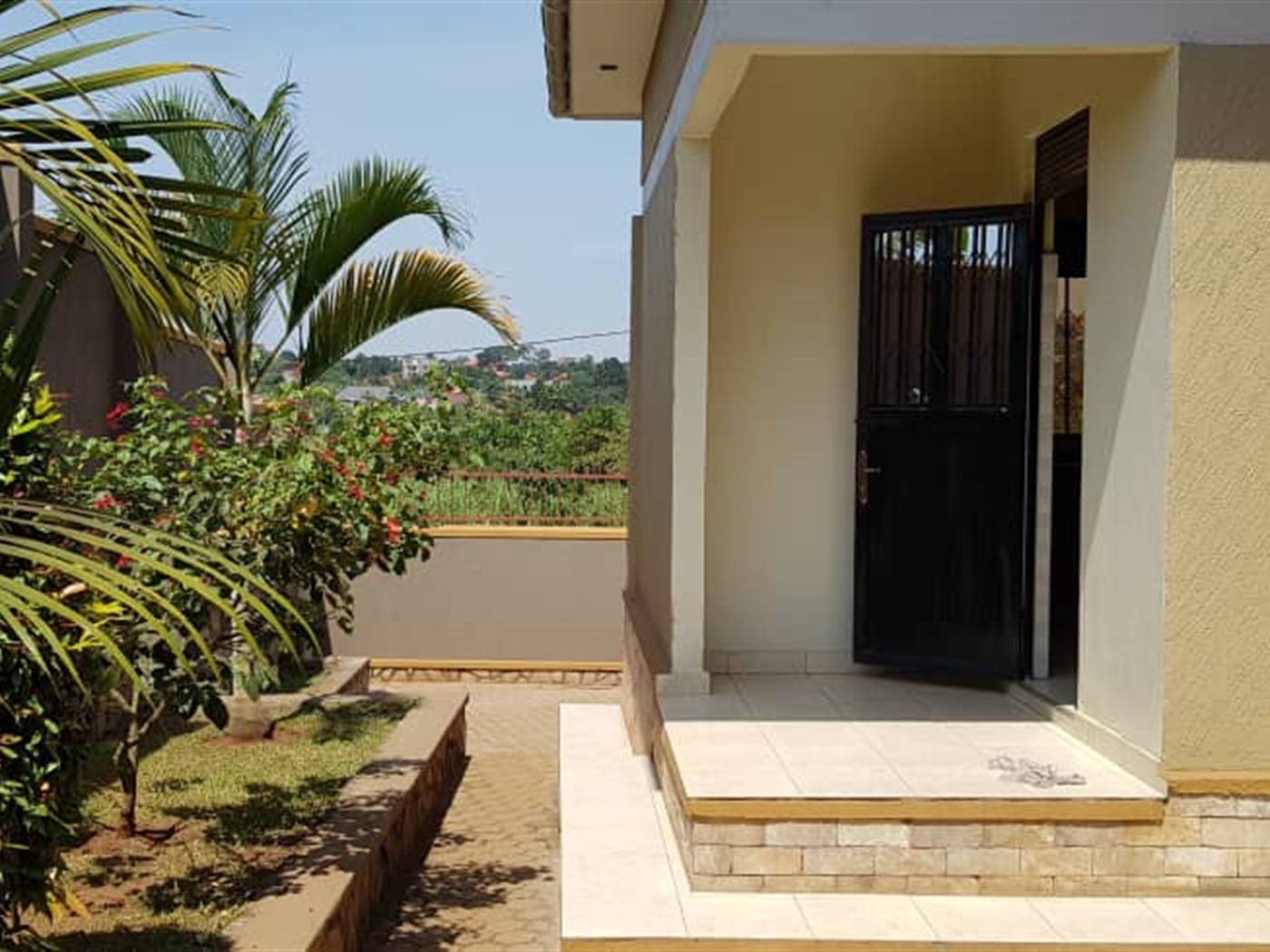 Bungalow for sale in Kitende Wakiso