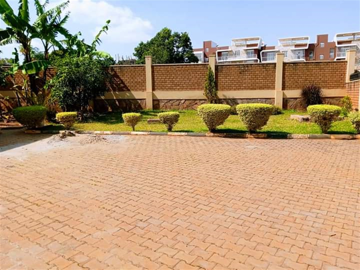 Bungalow for sale in Naalya Wakiso