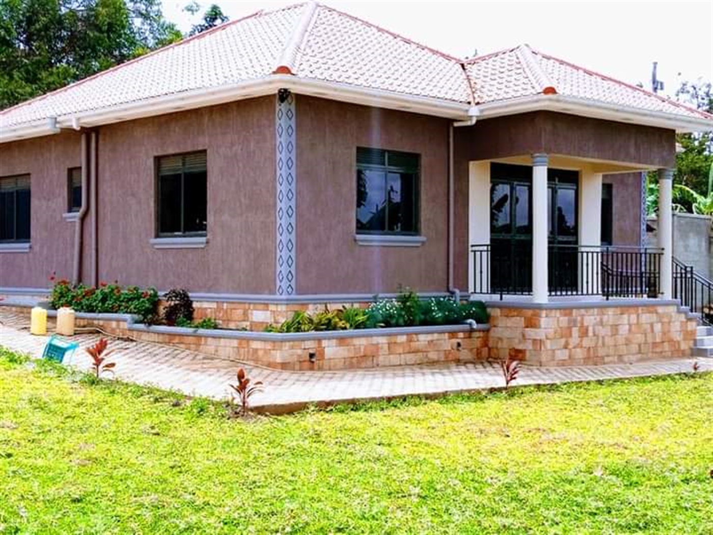 Bungalow for sale in Seguku Wakiso