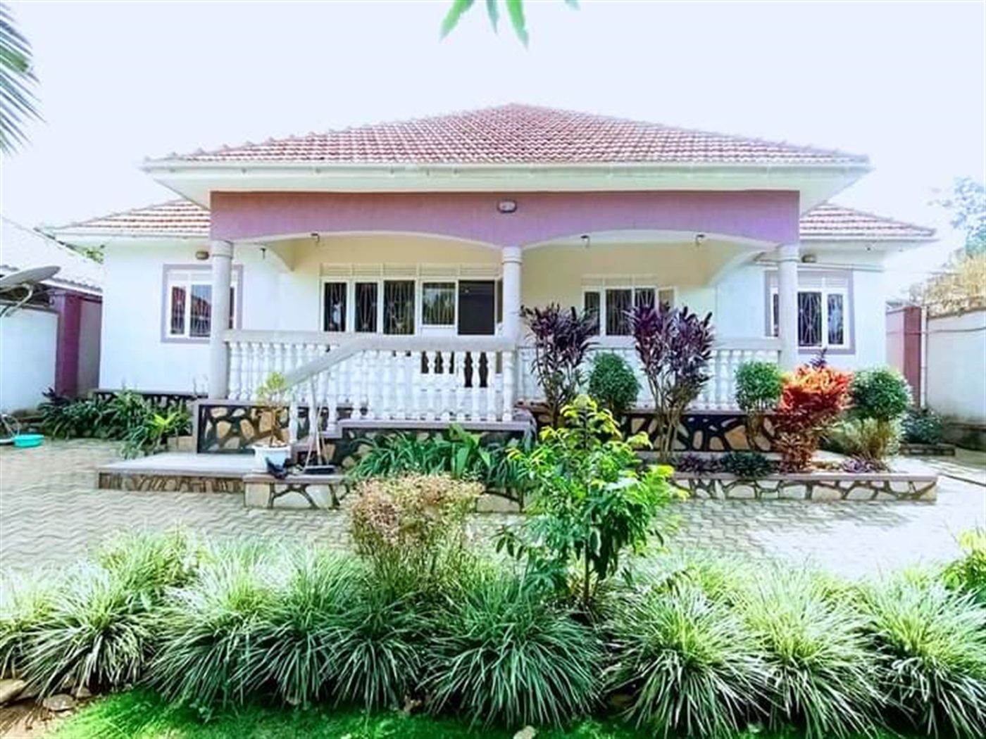 Bungalow for sale in Seguku Wakiso