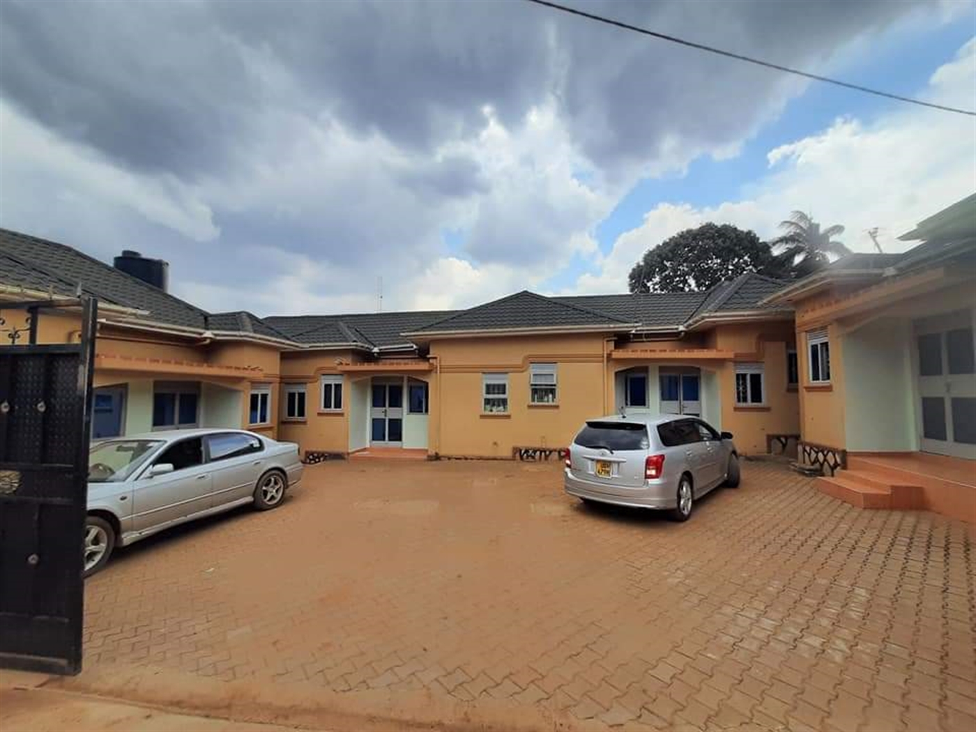 Bungalow for sale in Bweyogerere Wakiso