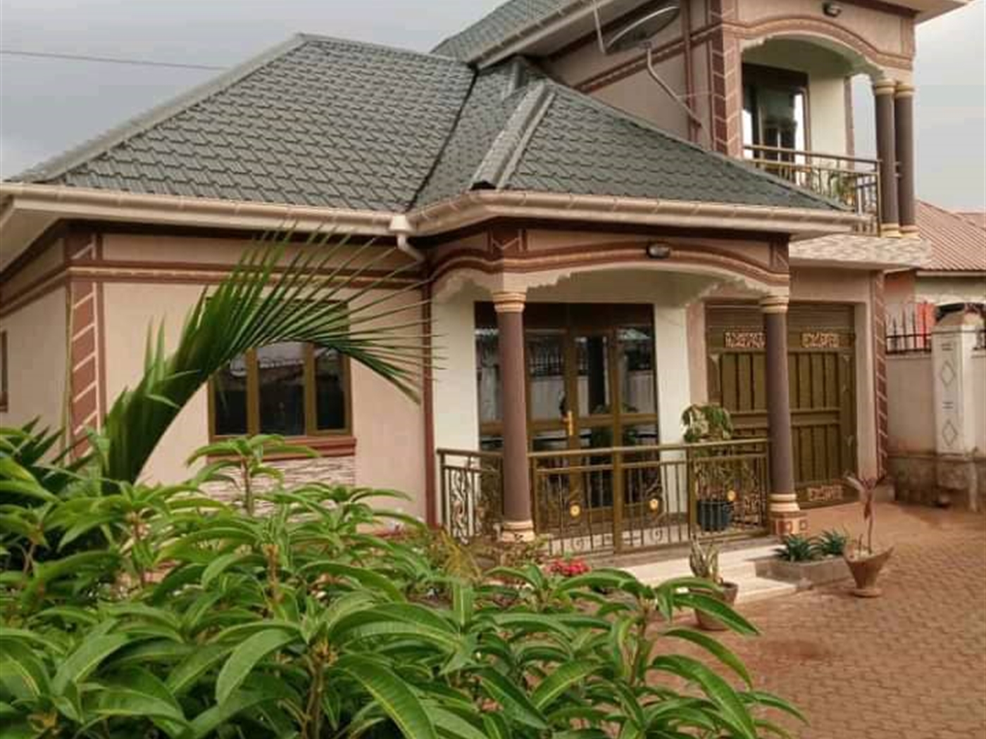 Town House for sale in Nansana Wakiso