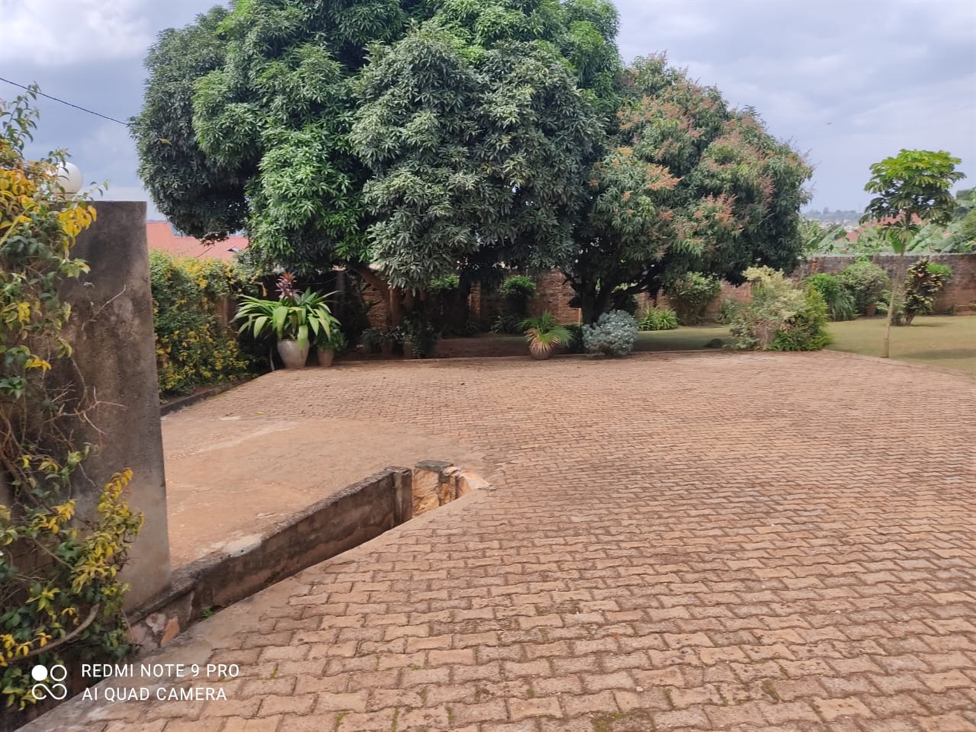 Bungalow for sale in Kirinya Wakiso