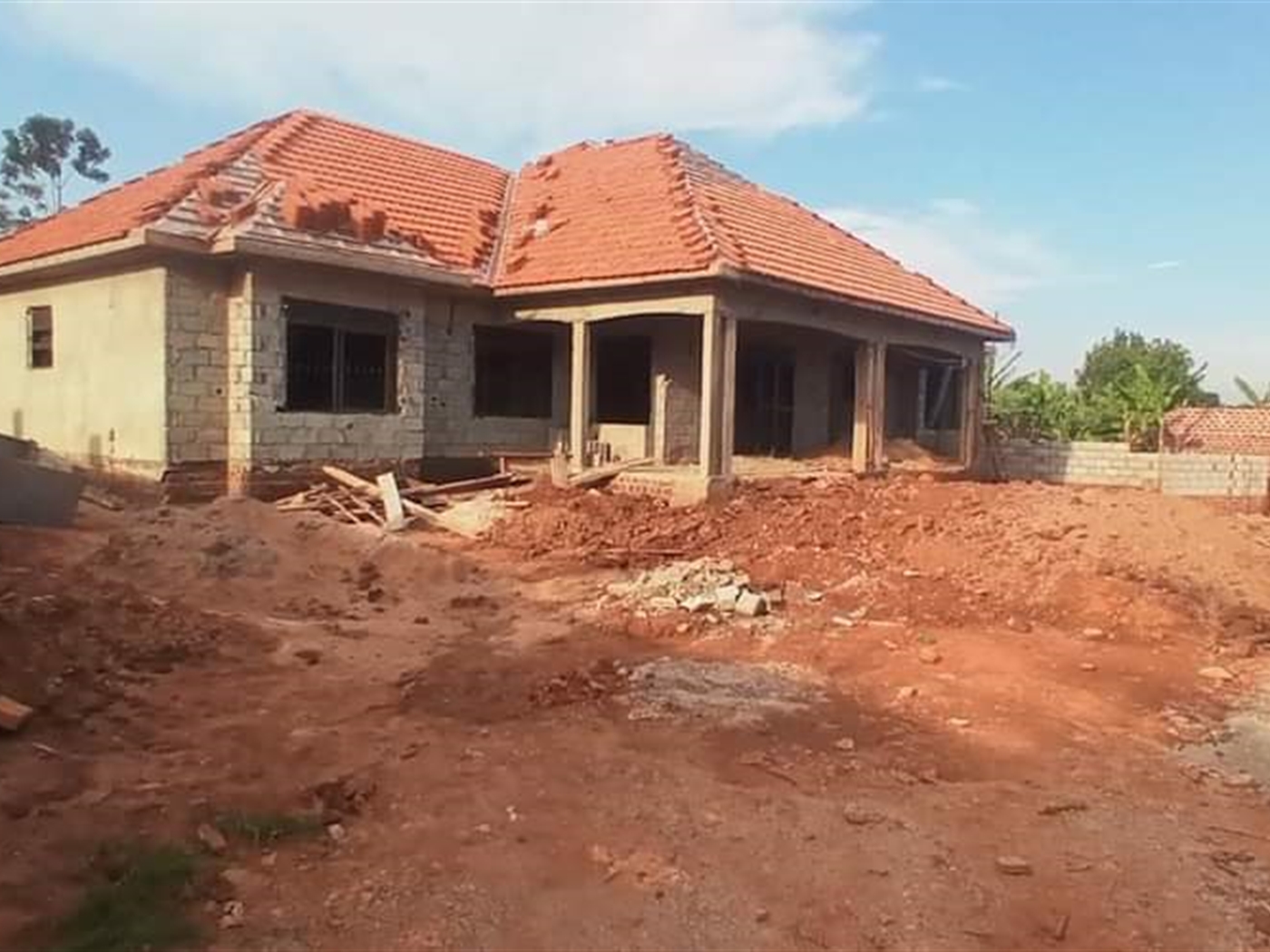 Shell House for sale in Kasangati Wakiso