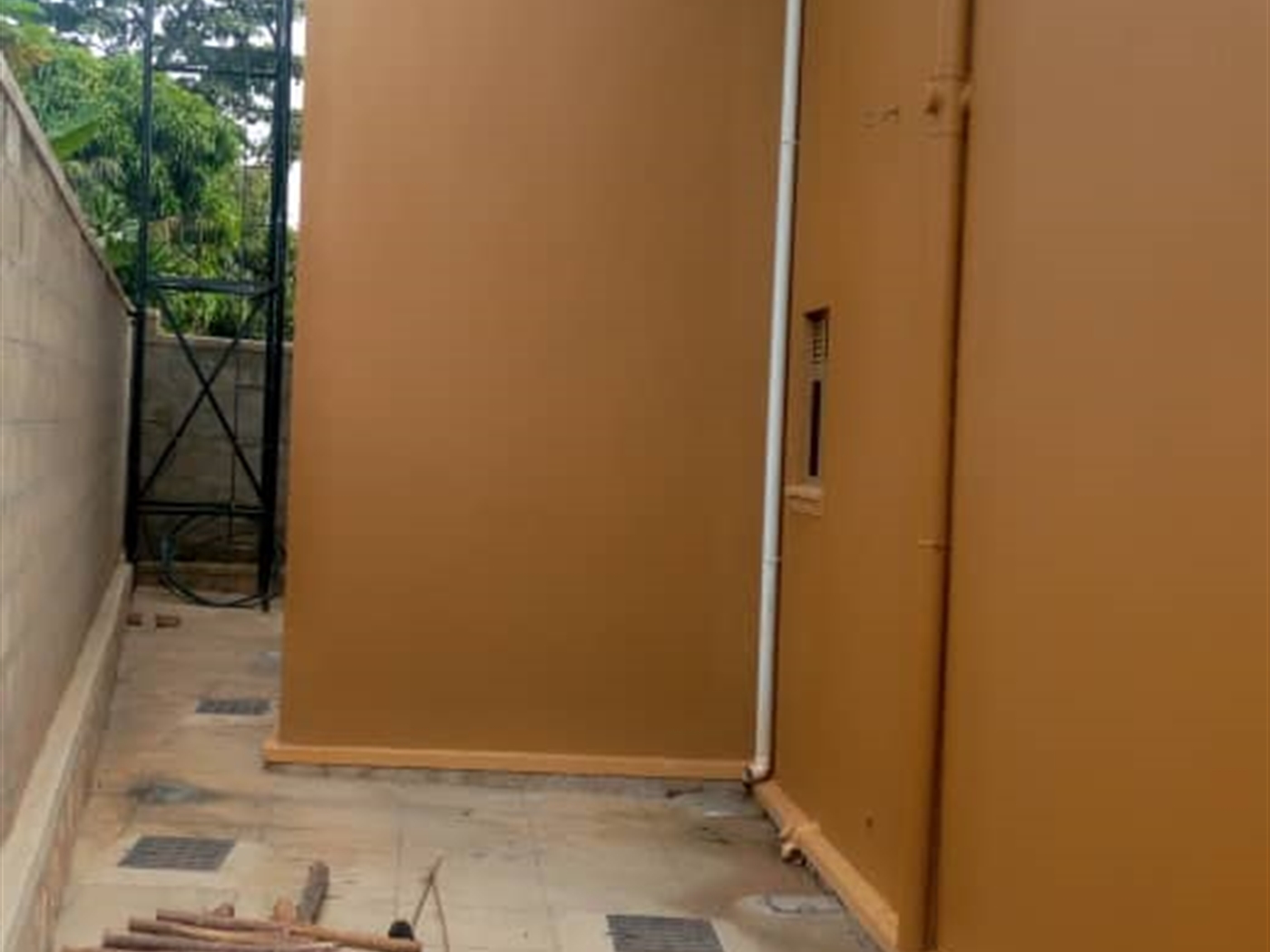 Storeyed house for sale in Lutembe Wakiso