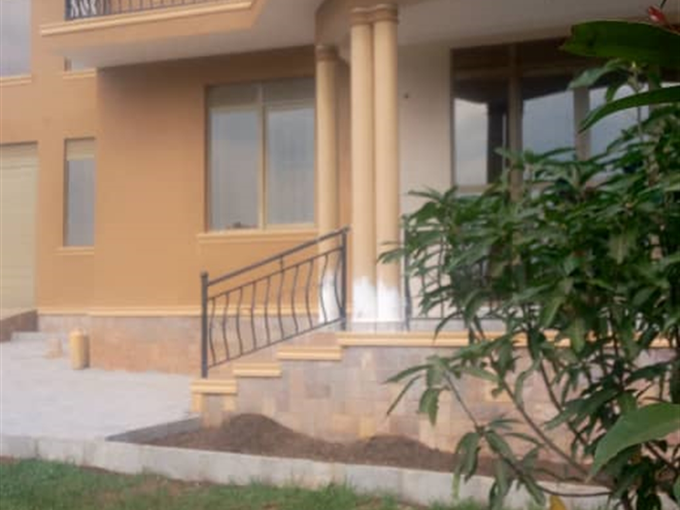 Storeyed house for sale in Lutembe Wakiso