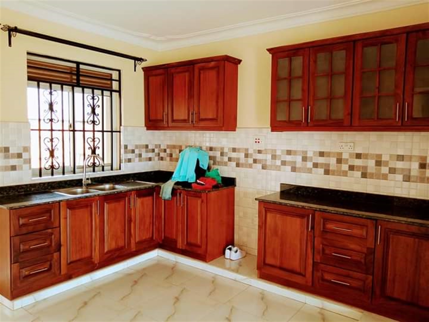 Bungalow for sale in Buwaate Wakiso