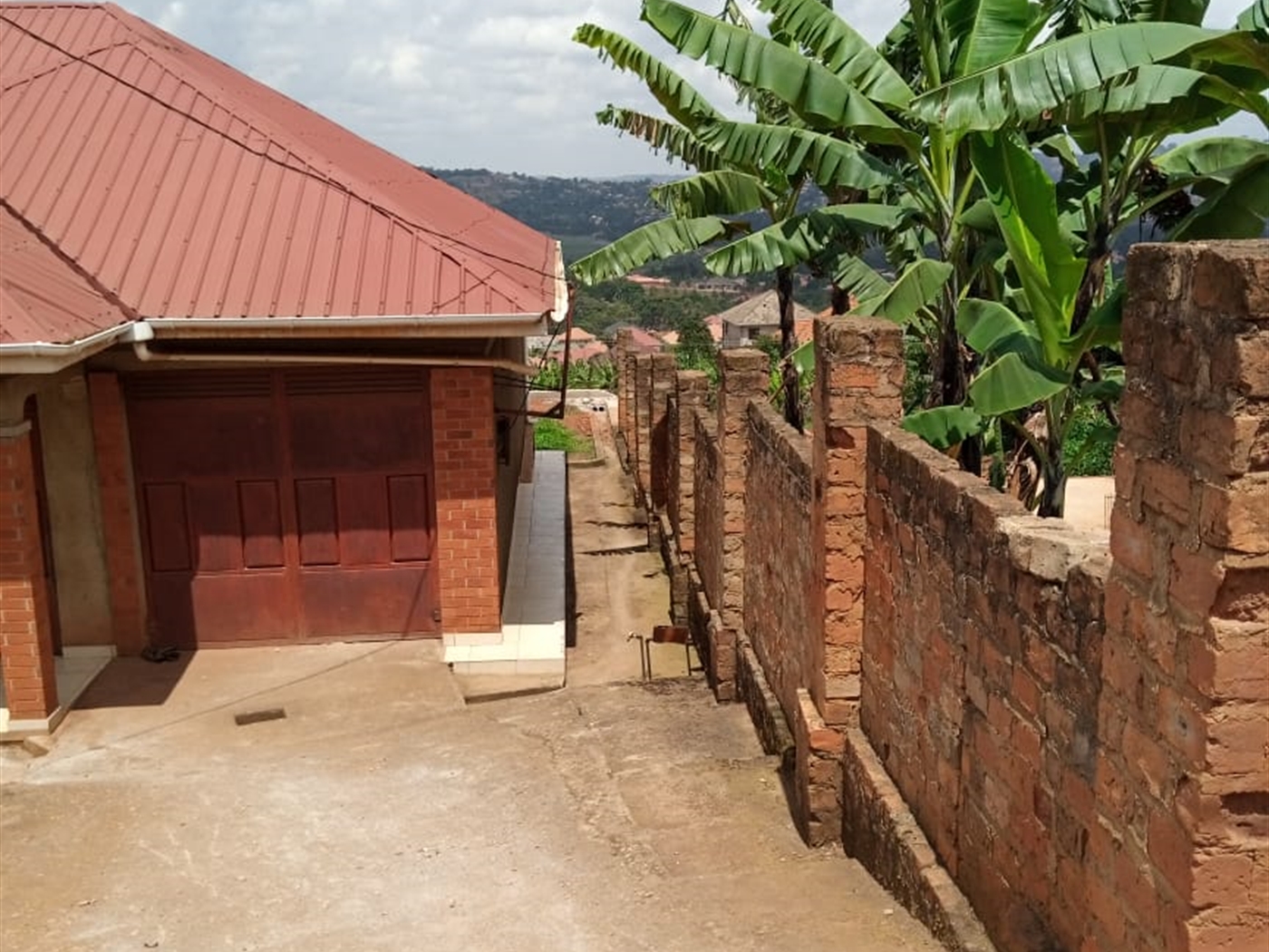 Bungalow for sale in Seguku Wakiso