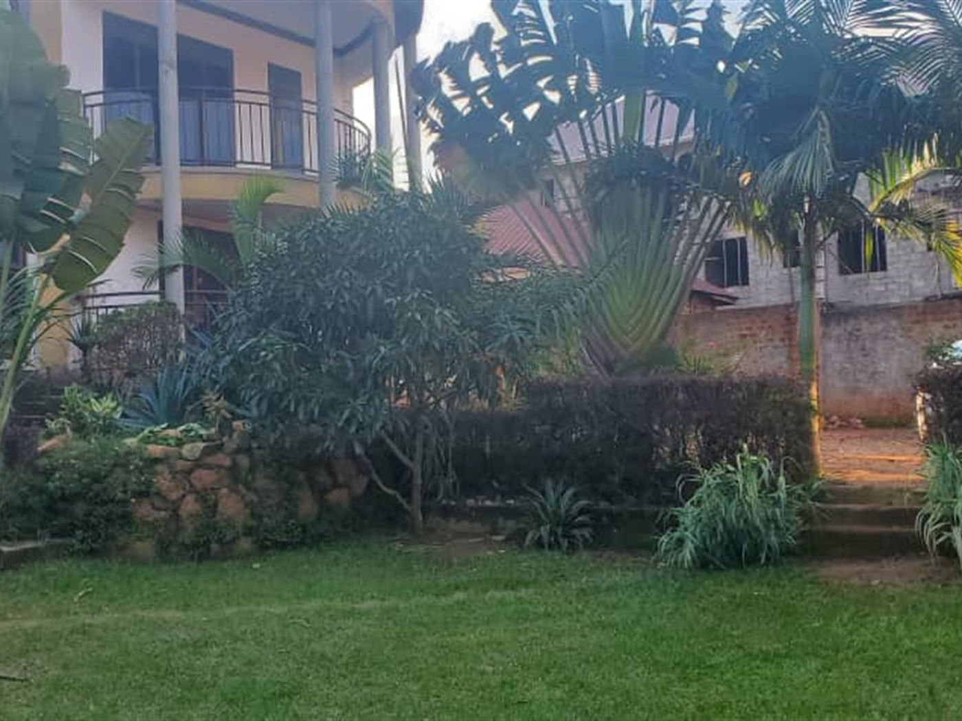 Storeyed house for sale in Seguku Wakiso