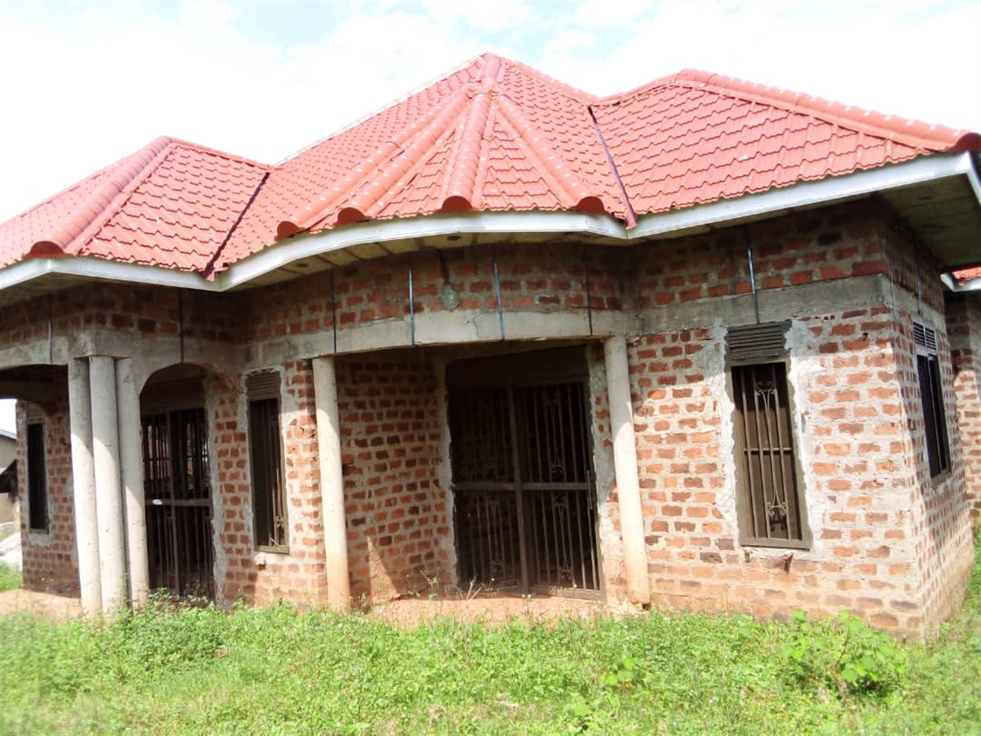 Shell House for sale in Nsuube Wakiso