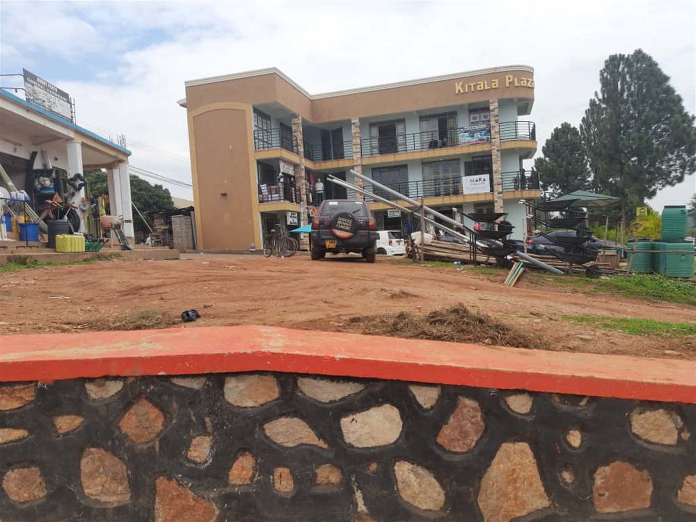 Commercial block for sale in Kitala Wakiso