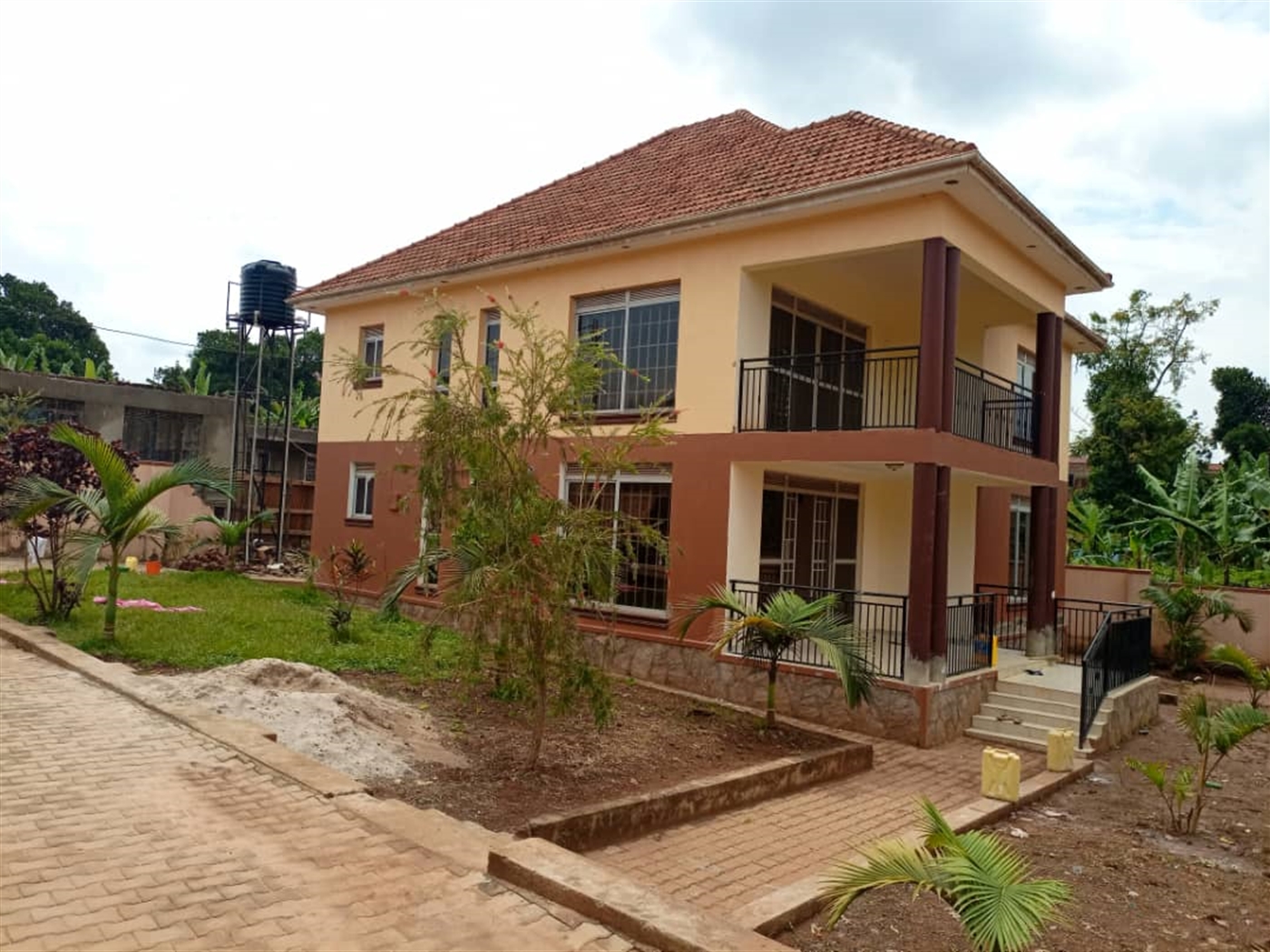 Storeyed house for sale in Kasangati Wakiso