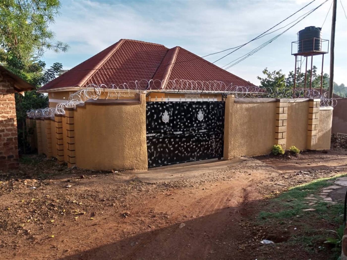 Bungalow for sale in Kanyanya Kampala