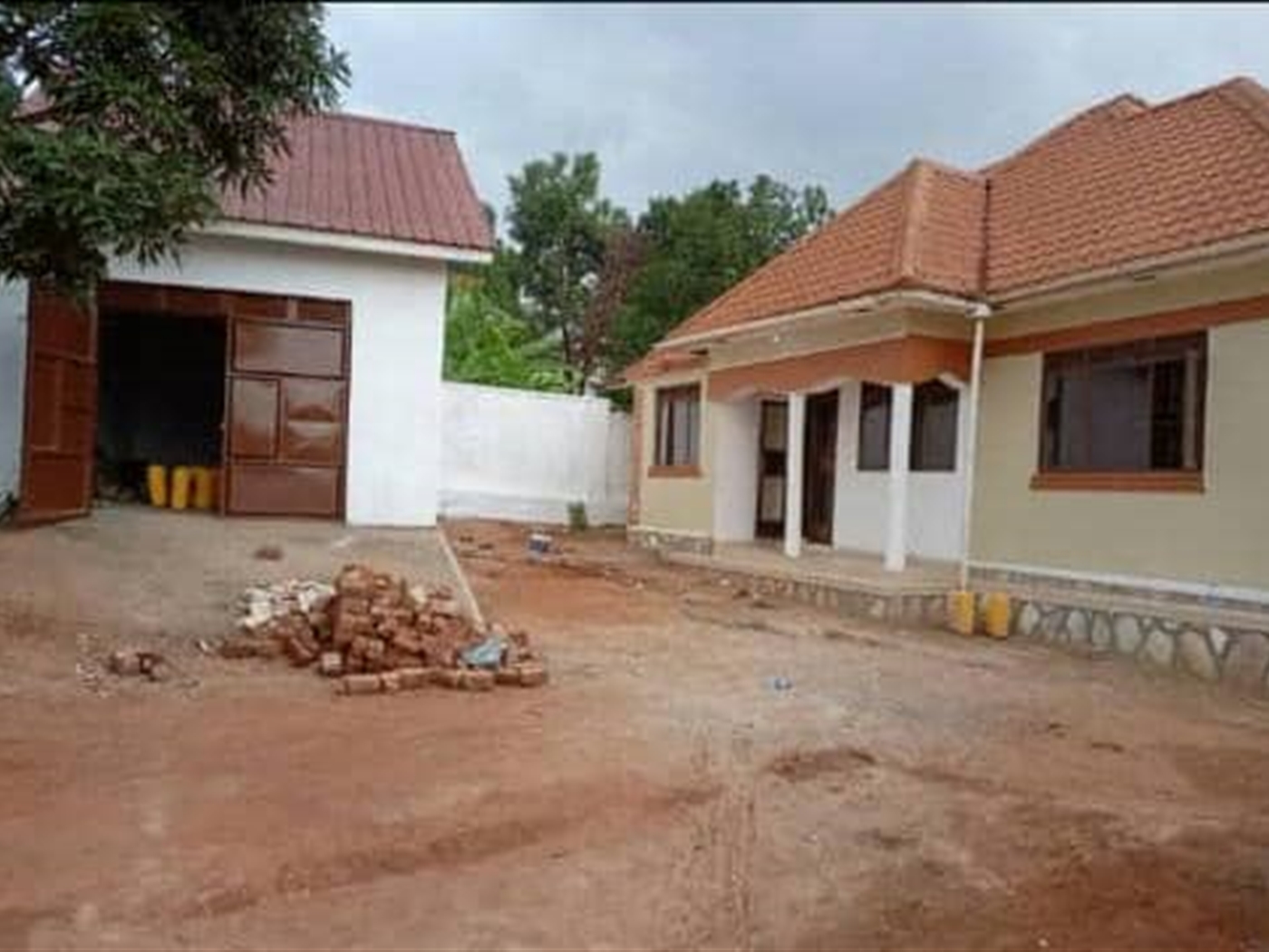 Bungalow for sale in Gayaza Wakiso