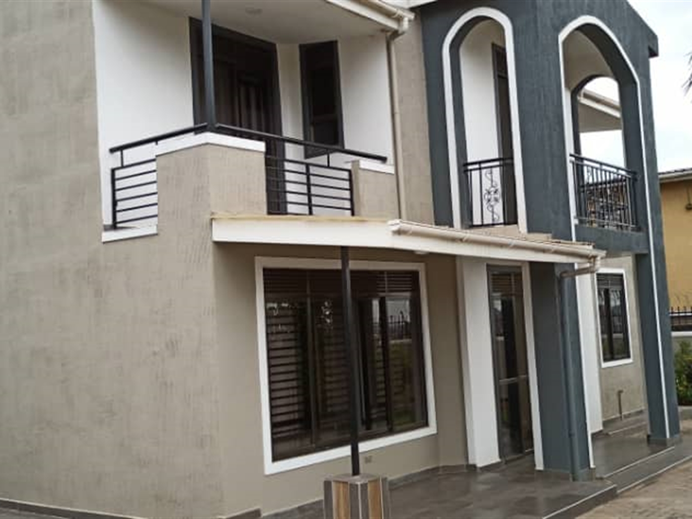 Storeyed house for rent in Kireka Kampala