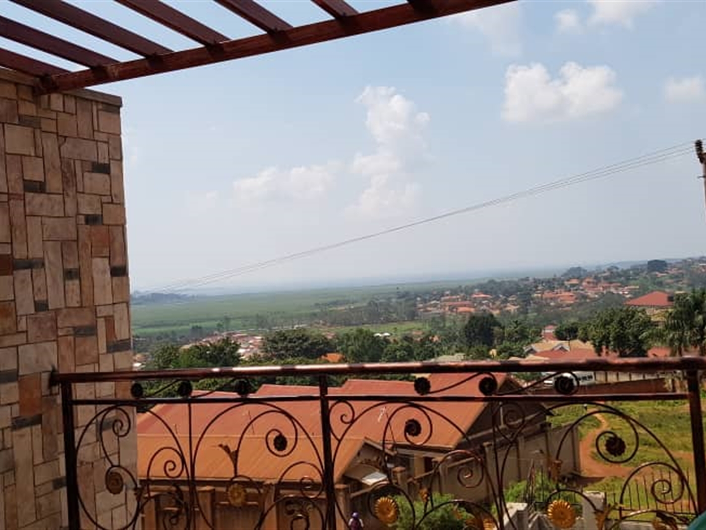 Storeyed house for sale in Kajjansi Wakiso