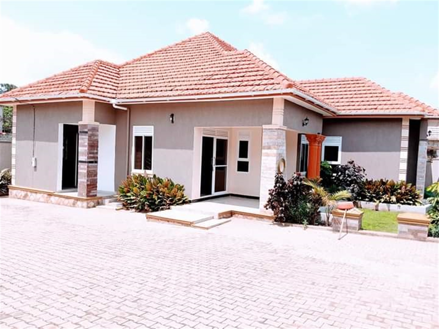 Bungalow for sale in Kira Wakiso