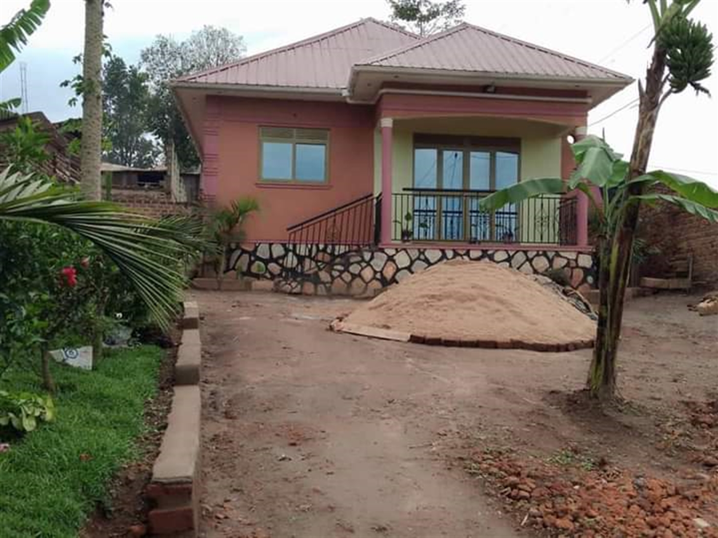 Bungalow for sale in Bujuuko Mpigi