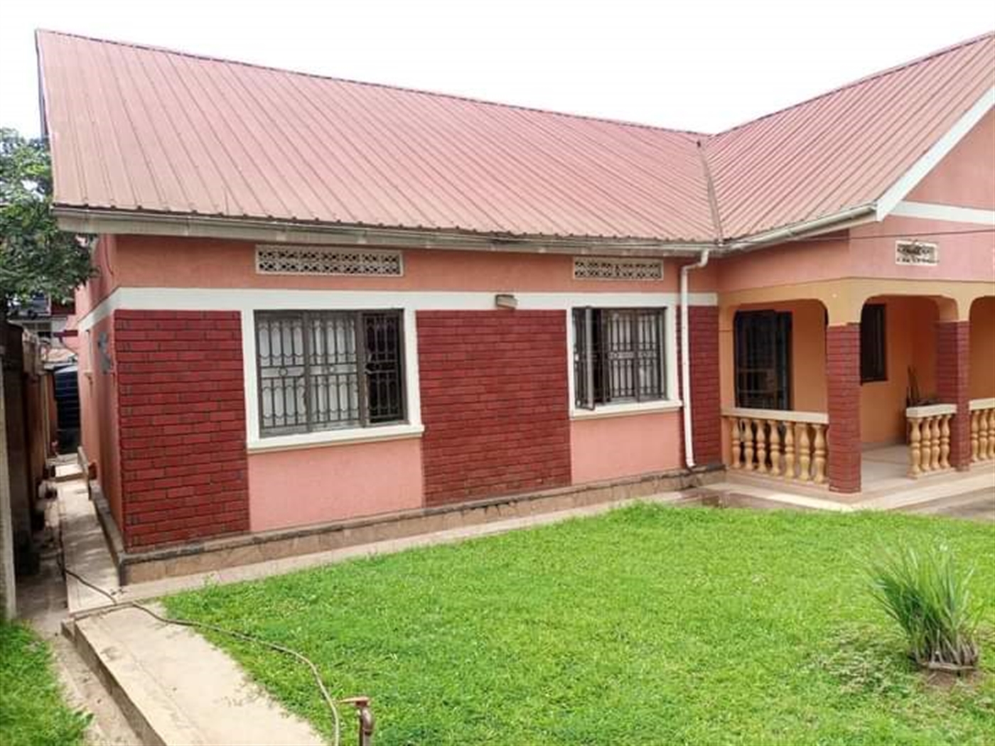 Penthouse for sale in Kyaliwajjala Wakiso