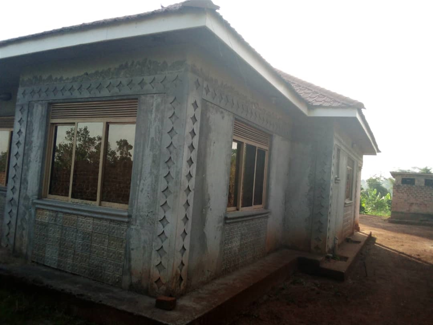 Bungalow for sale in Kiyoola Mukono