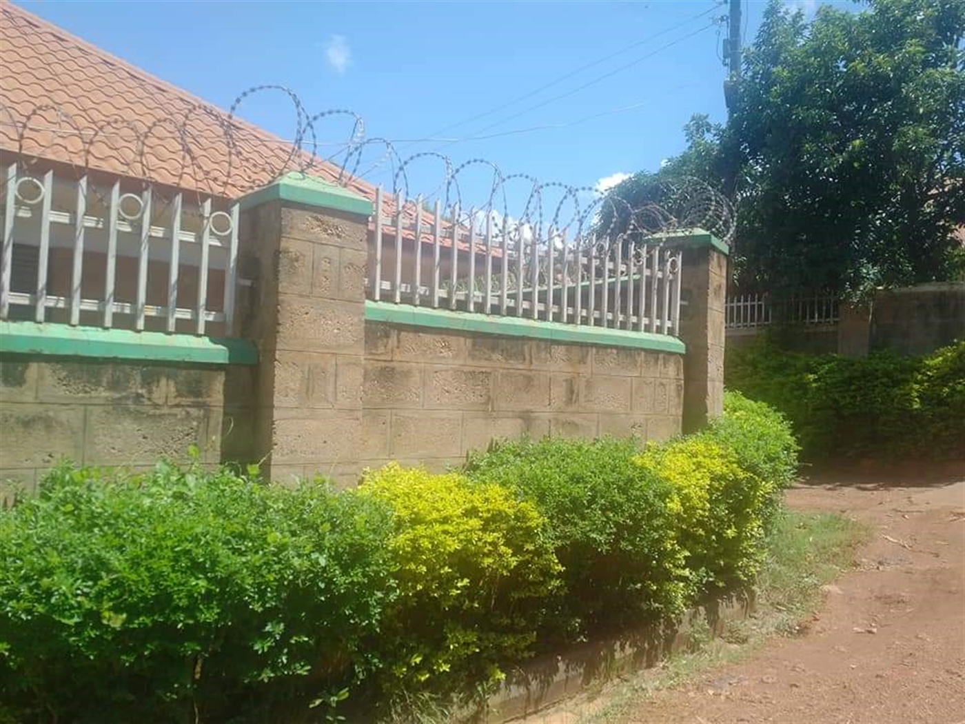 Bungalow for sale in Seguku Wakiso