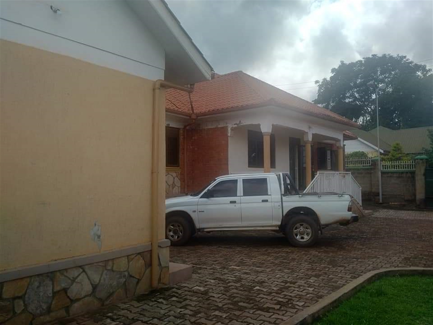 Bungalow for sale in Seguku Wakiso