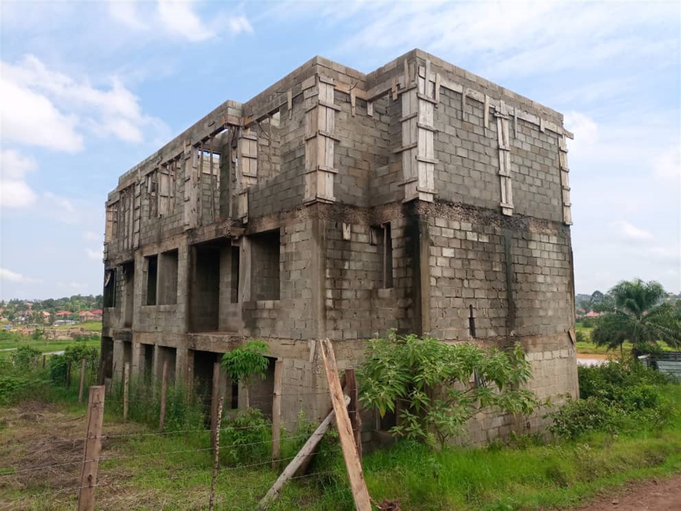 Shell House for sale in Bweyogerere Wakiso