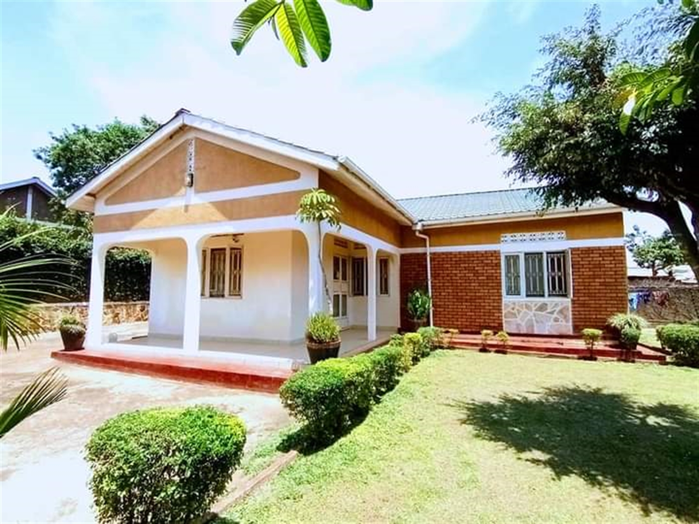 Bungalow for sale in Namugongo Wakiso