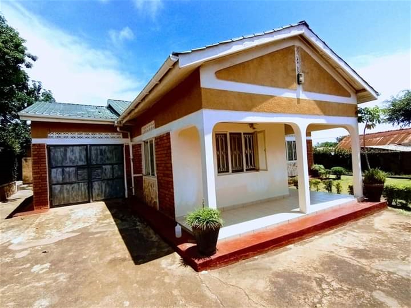 Bungalow for sale in Namugongo Wakiso