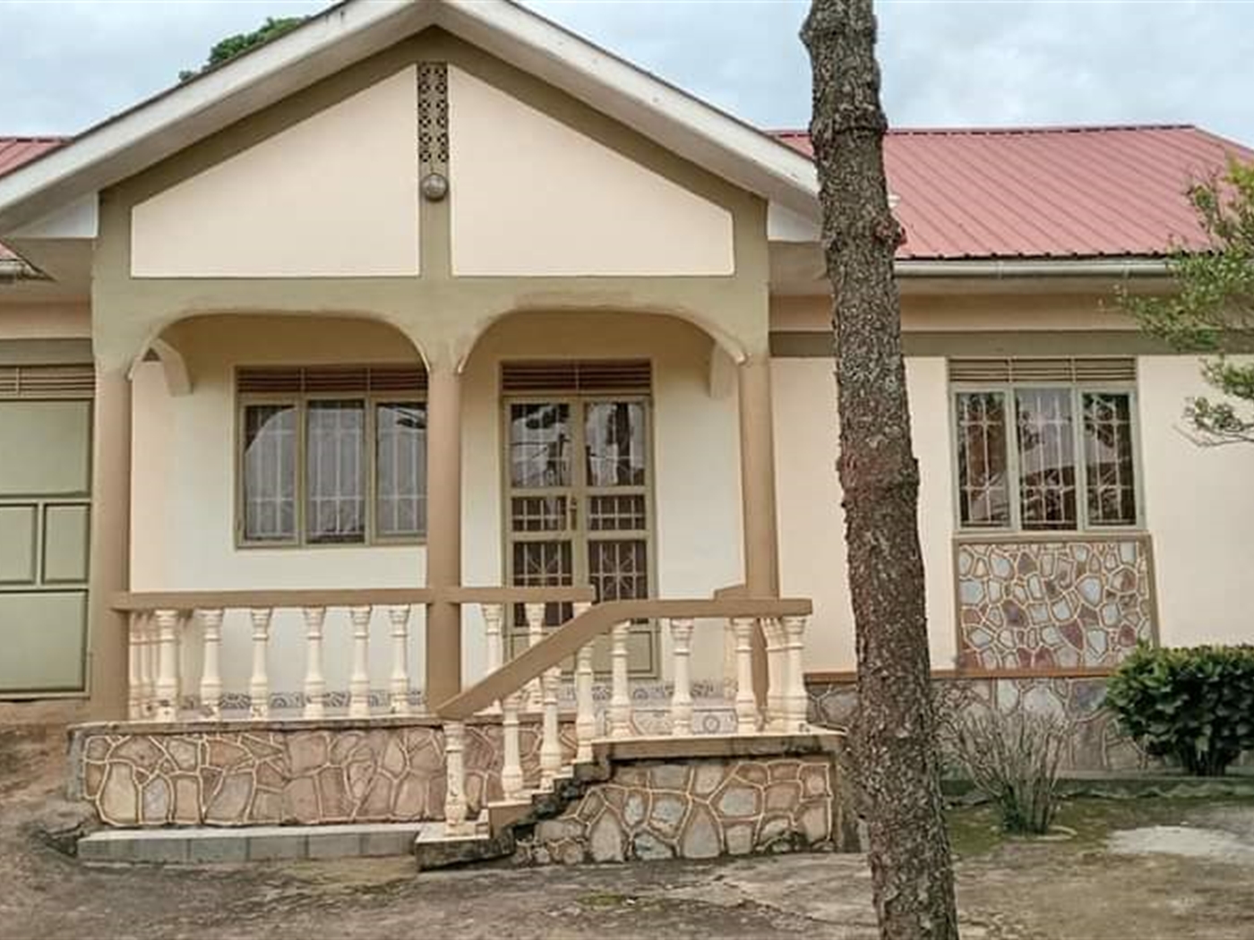 Bungalow for sale in Seeta Mukono