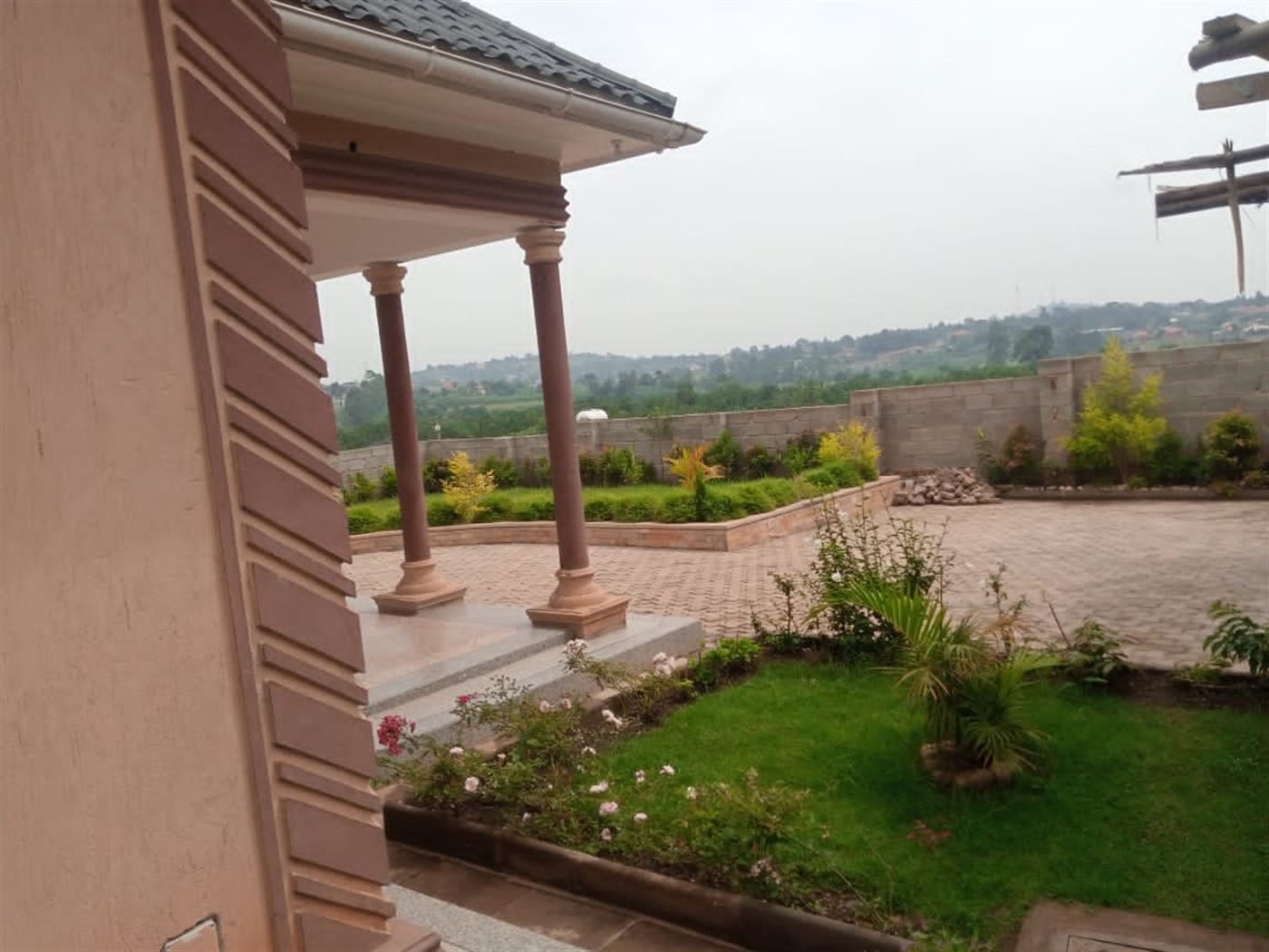 Bungalow for sale in Nankuwadde Wakiso