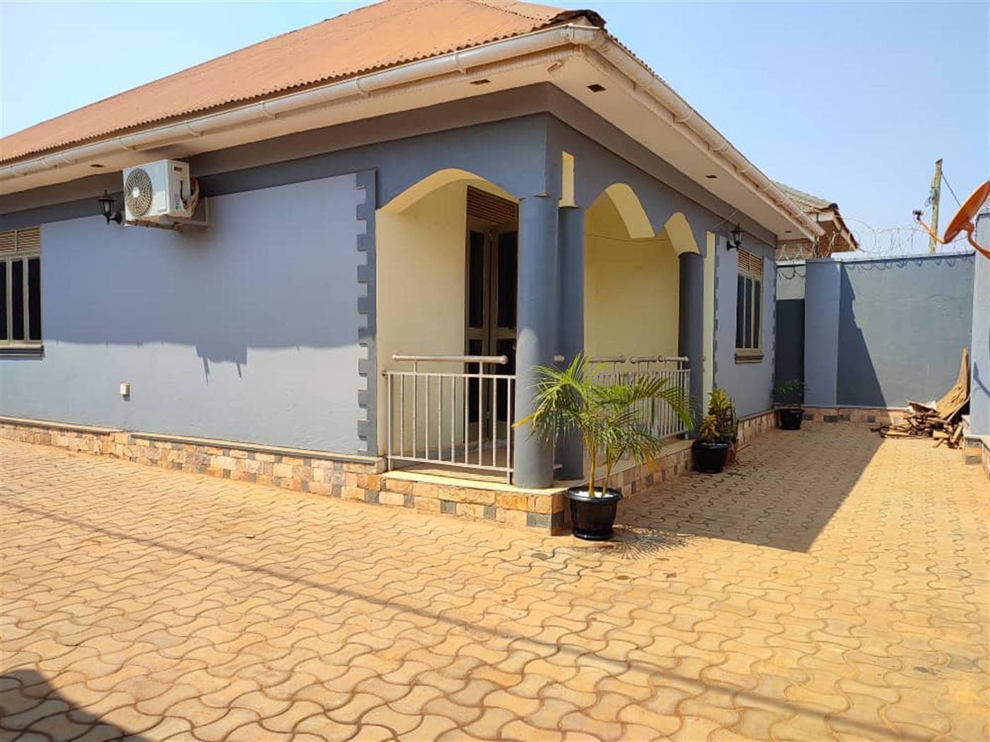 Bungalow for sale in Mpererwe Kampala