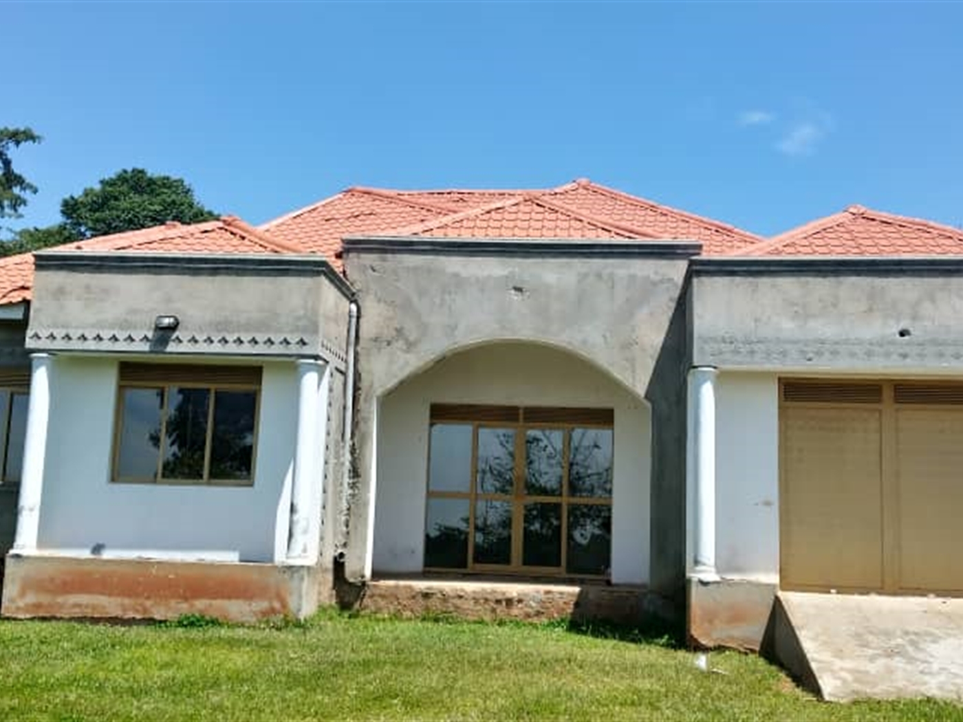 Bungalow for sale in Nkokonjeru Buyikwe