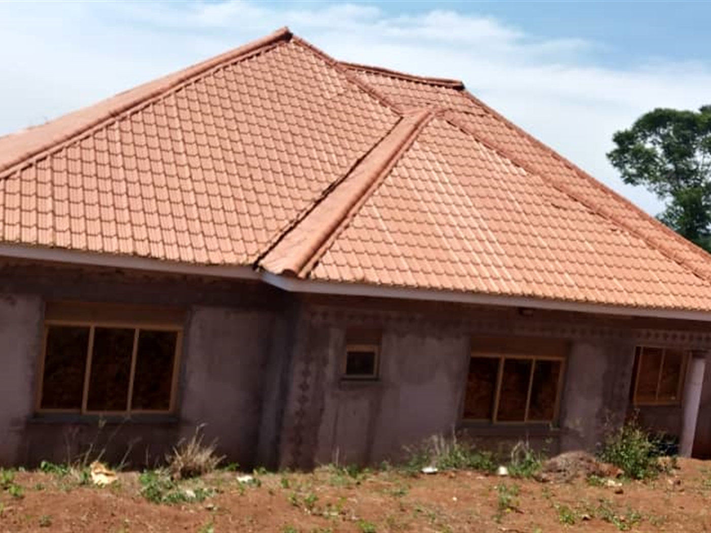 Bungalow for sale in Nkokonjeru Buyikwe