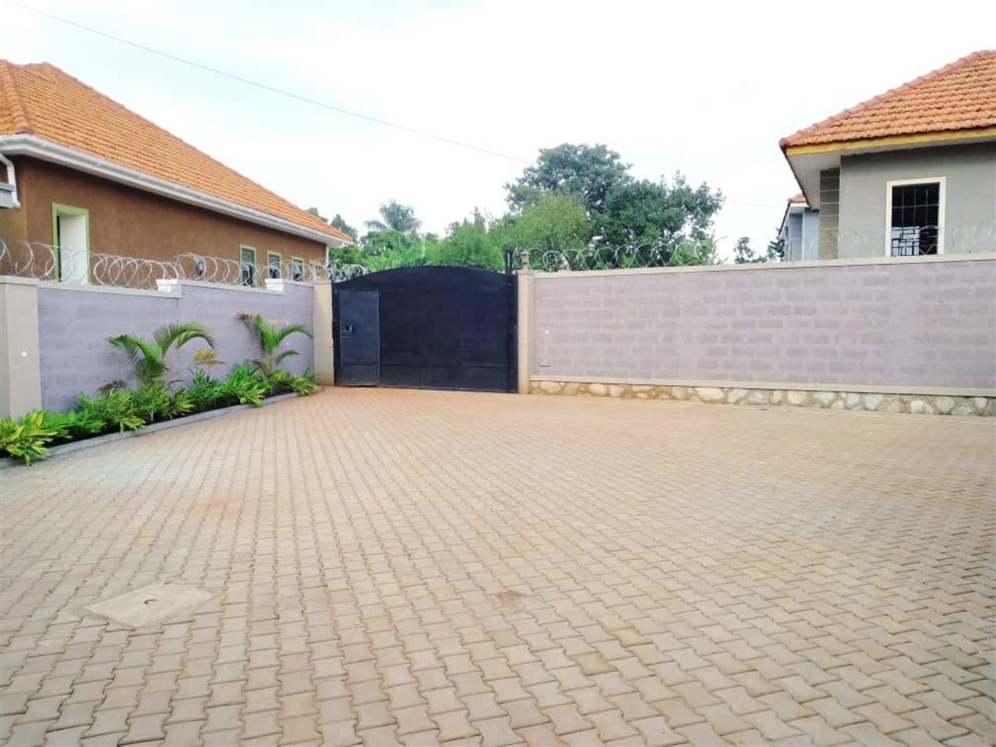 Bungalow for sale in Kisaasi Kampala