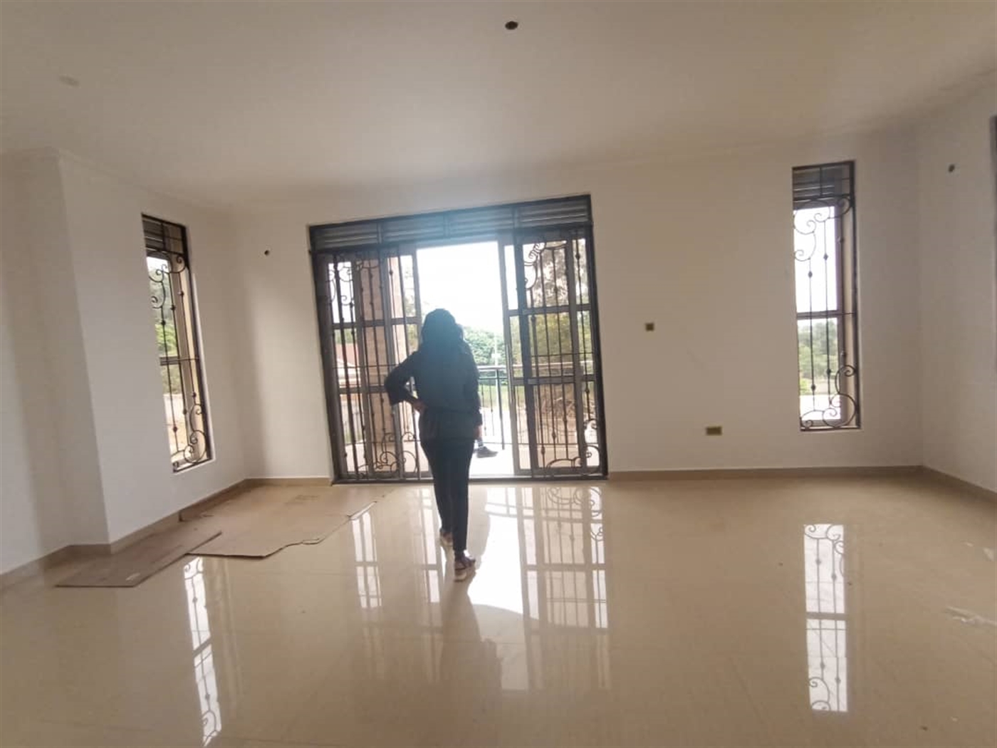 Storeyed house for sale in Munyonyo Kampala