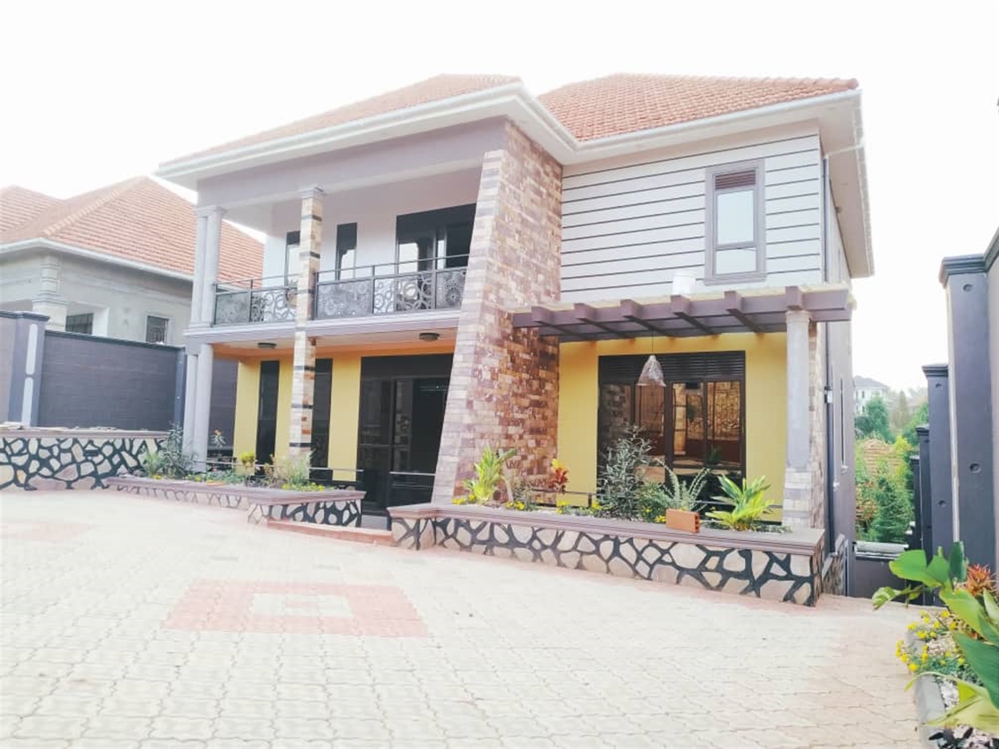 Storeyed house for sale in Kira Wakiso