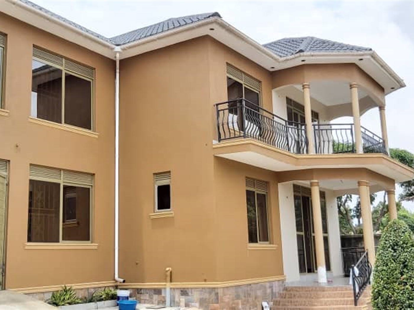 Storeyed house for sale in Namulanda Wakiso