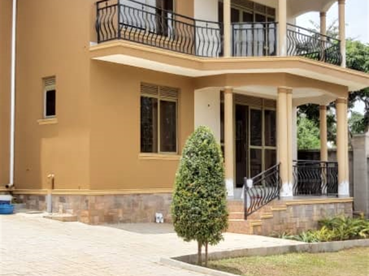 Storeyed house for sale in Namulanda Wakiso