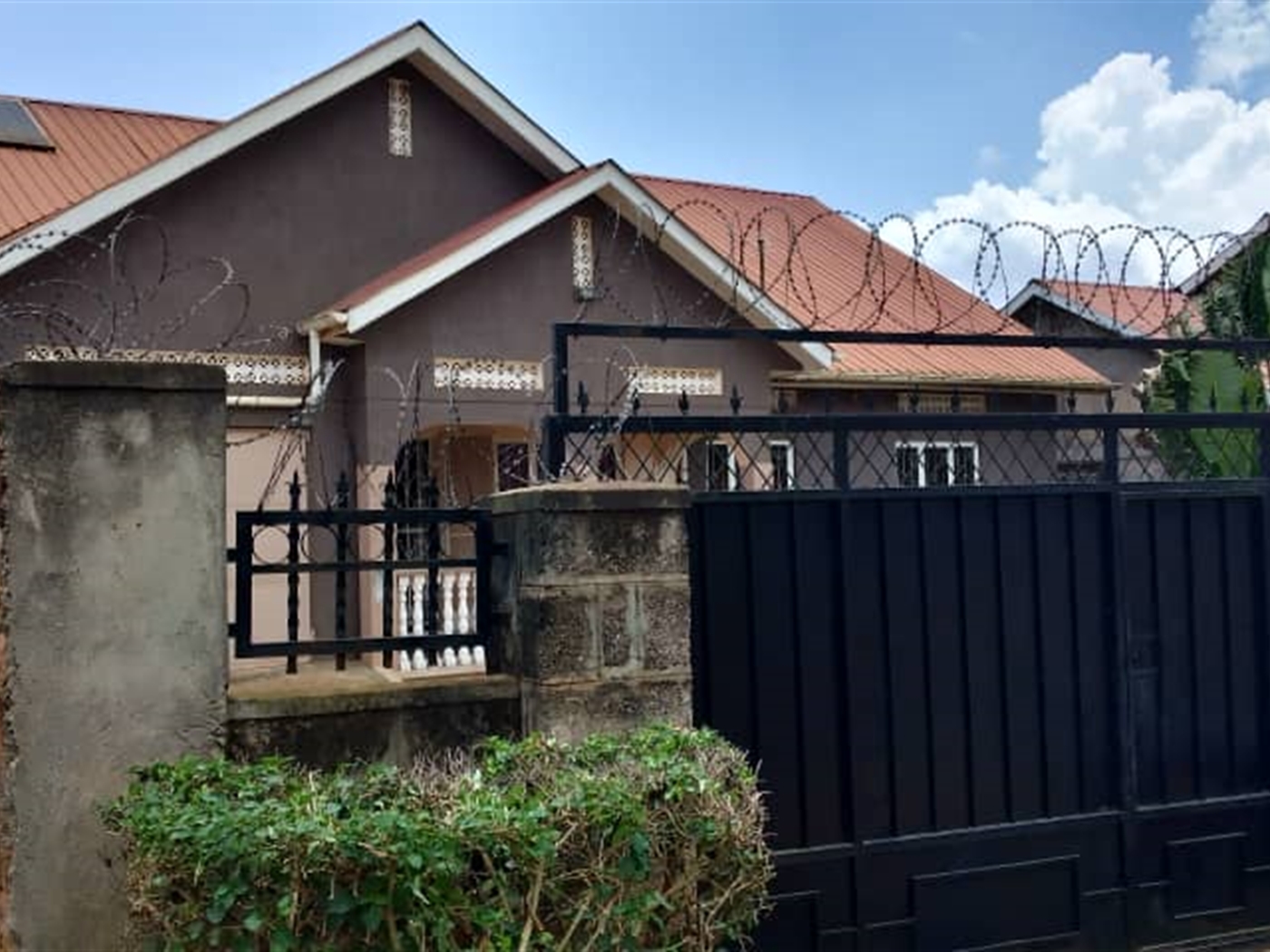 Bungalow for sale in Bwyegerere Wakiso