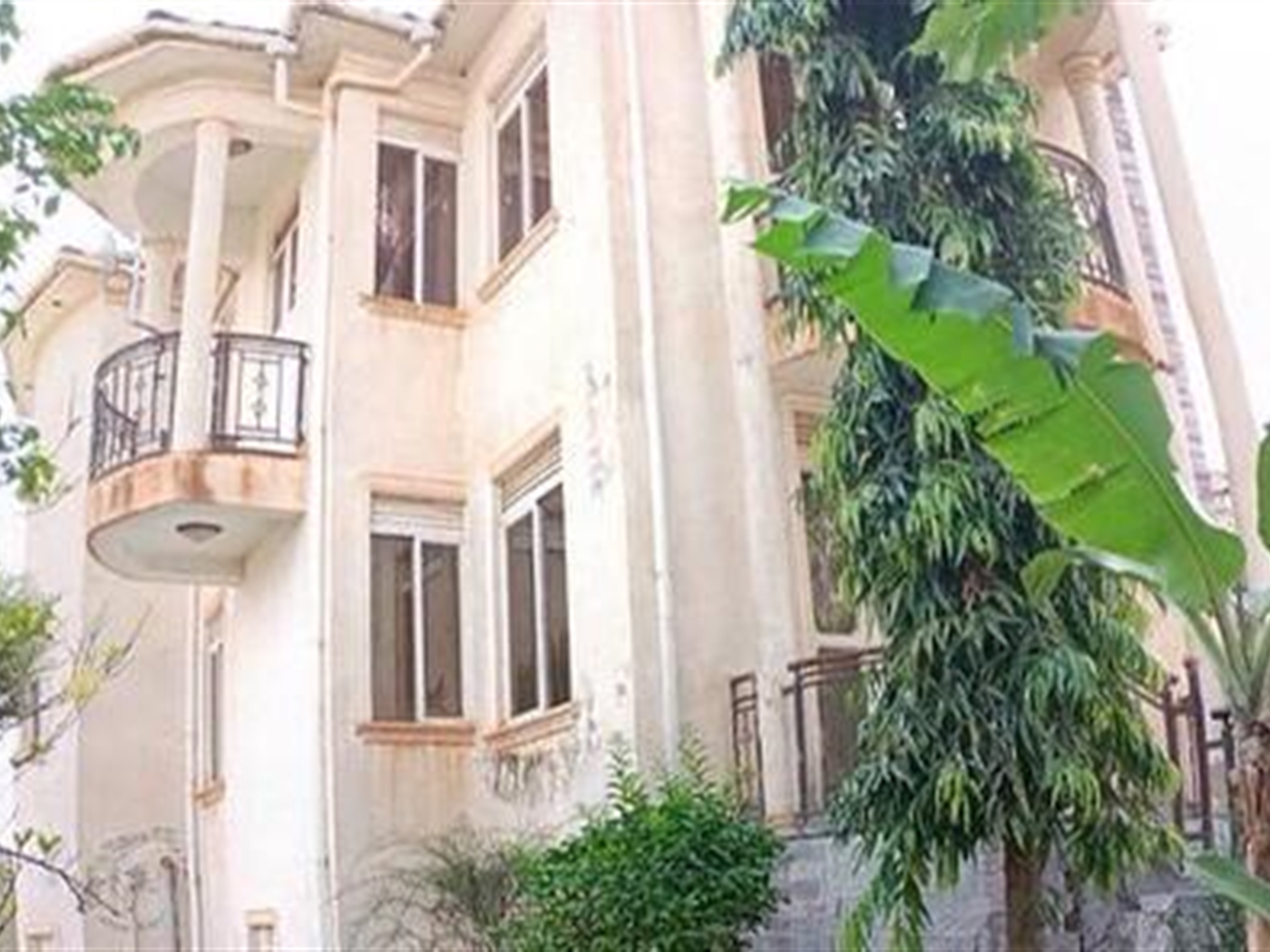 Mansion for sale in Nalumunye Wakiso