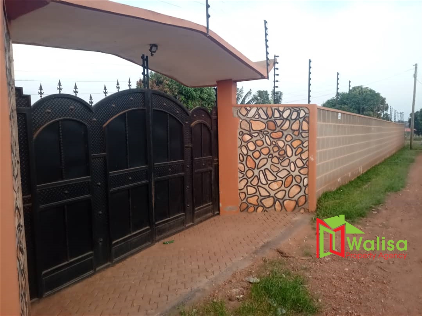 Bungalow for sale in Gayaza Wakiso