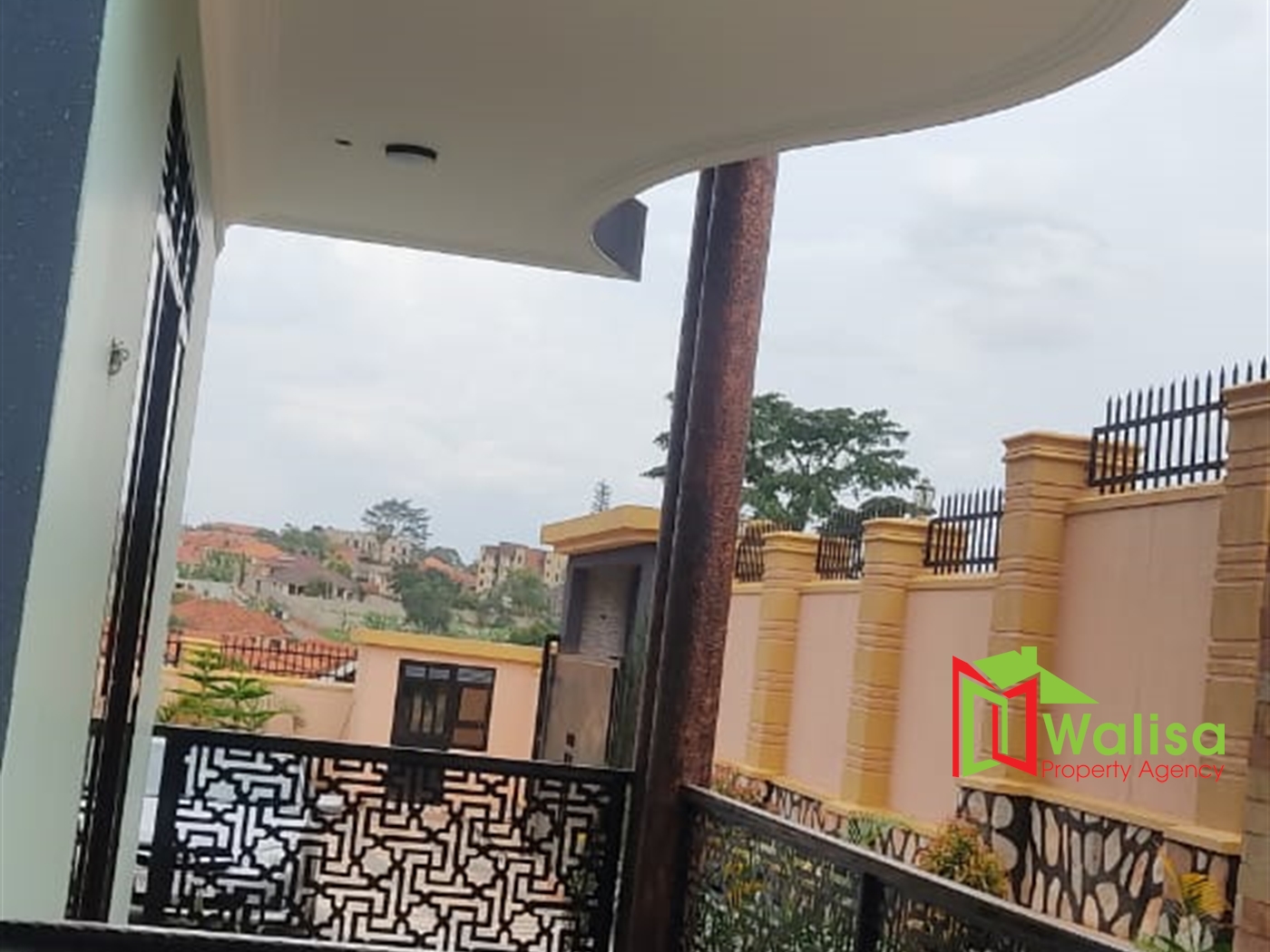 Storeyed house for sale in Najjera Wakiso