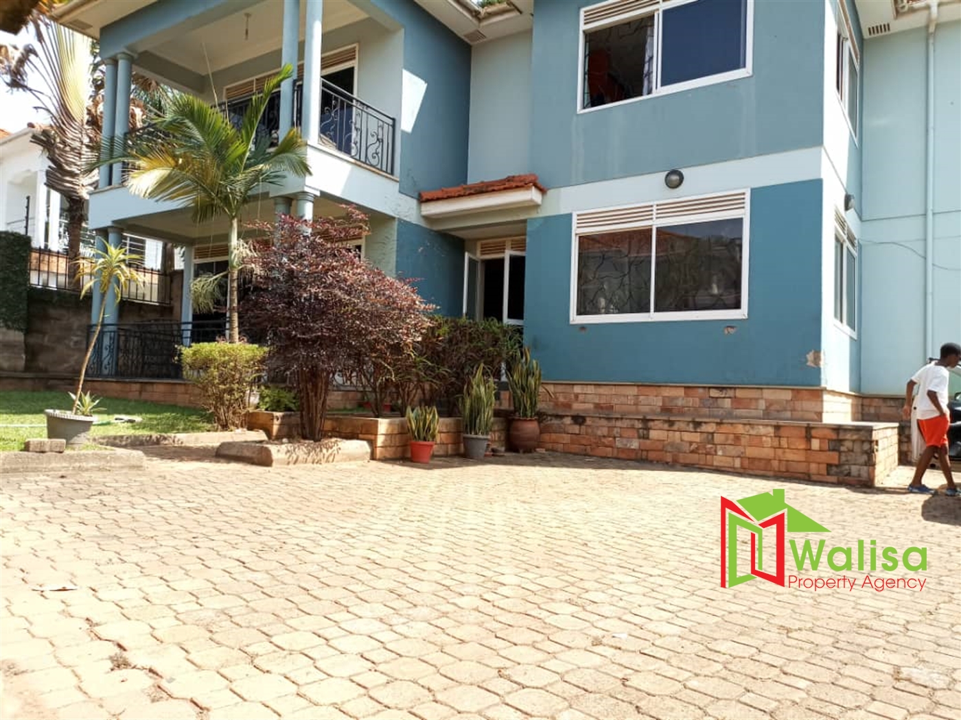 Storeyed house for sale in Naalya Wakiso